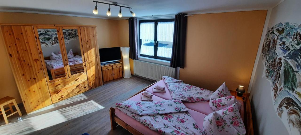 Rathmannsdorf Ferienhaus Und Ferienwohnung Buettner מראה חיצוני תמונה